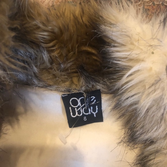 LF fur zip up coat - Picture 3 of 5
